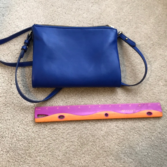 Old Navy Cross Body Bag - Picture 5 of 6